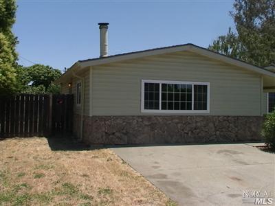 2054 Peach Tree Dr, Fairfield, CA 94533 photo 3