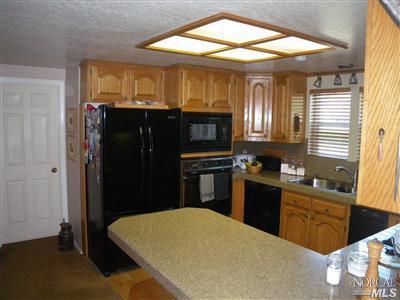 895 W School St, Cotati, CA 94931 photo 5