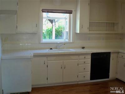 110 Thompson Ave, Ukiah, CA 95482 photo 4