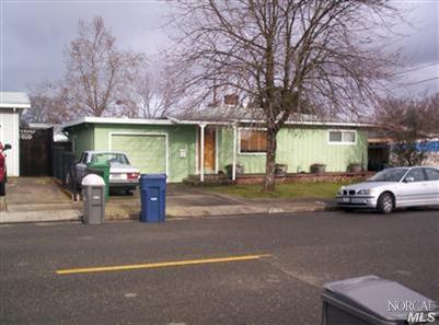 110 Thompson Ave, Ukiah, CA 95482 photo 2