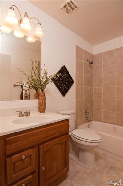 360 Pembroke Dr, Vallejo, CA 94589 photo 7
