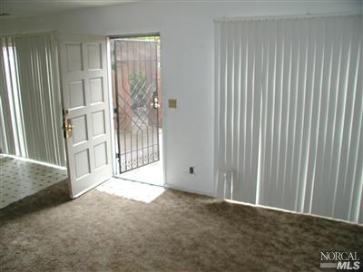 464 Corcoran Ave #2, Vallejo, CA 94589 photo 2