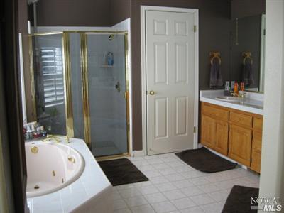 Undisclosed, Windsor, CA 95492 photo 12
