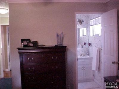 317 Daffodil Dr, Fairfield, CA 94533 photo 8