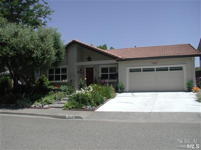 320 Smith Dr, Petaluma, CA 94952 photo 1