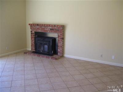 1907 Jacobs Ct, Fairfield, CA 94534 photo 4