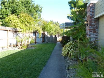 1738 Devonshire Dr, Benicia, CA 94510 photo 3