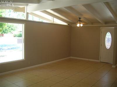 1054 1st St, Fairfield, CA 94533 photo 5