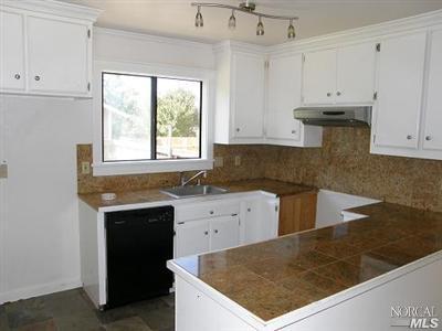 655 Donald St, Sonoma, CA 95476 photo 3