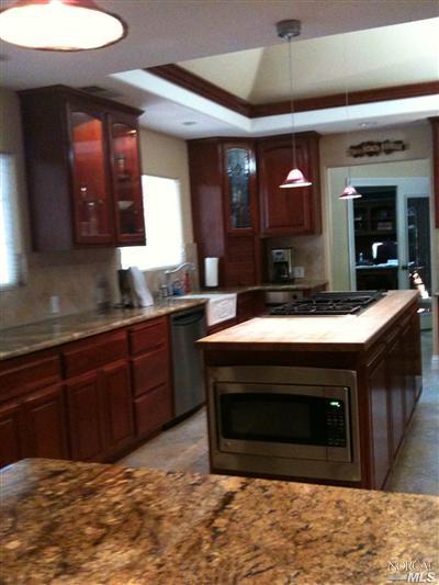 520 Walnut Ave, Vacaville, CA 95688 photo 5