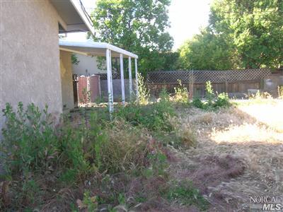 236 Lawrence St, Fairfield, CA 94533 photo 3