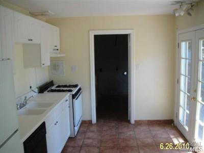 2421 Alameda St, Vallejo, CA 94590 photo 10