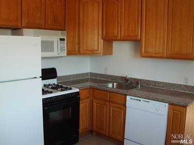 124 Navone St, Vallejo, CA 94591 photo 4