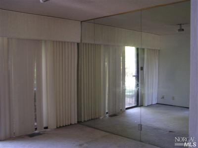 176 Kathy Ellen Dr, Vallejo, CA 94591 photo 4