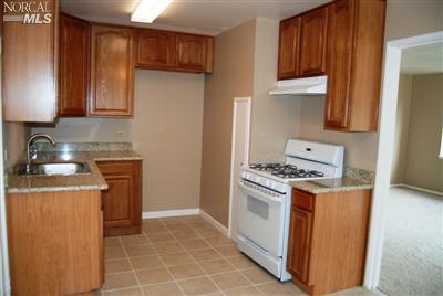 913 Maple Ave, Vallejo, CA 94591 photo 3
