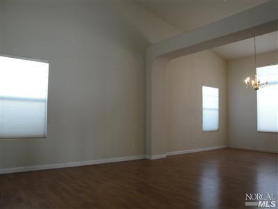 5108 Zinfandel Ln, Vallejo, CA 94591 photo 3