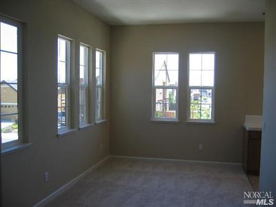 886 Hampton St, Vacaville, CA 95687 photo 9