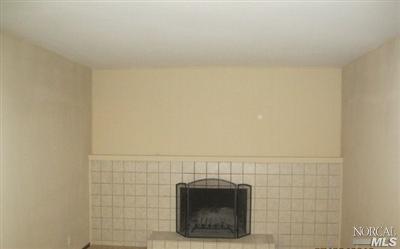 2045 Buckingham Dr, Fairfield, CA 94533 photo 3
