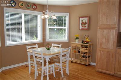 6189 Marsi Ct, Windsor, CA 95492 photo 4