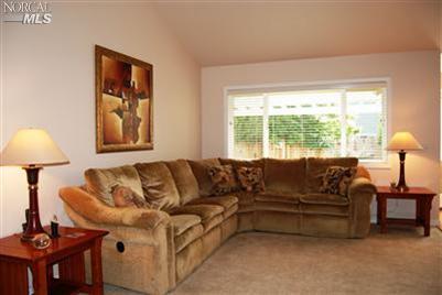 6189 Marsi Ct, Windsor, CA 95492 photo 9