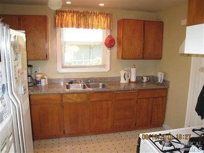 608 Laurel St, Vallejo, CA 94591 photo 4