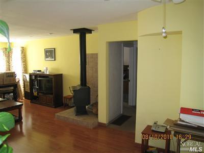 608 Laurel St, Vallejo, CA 94591 photo 3