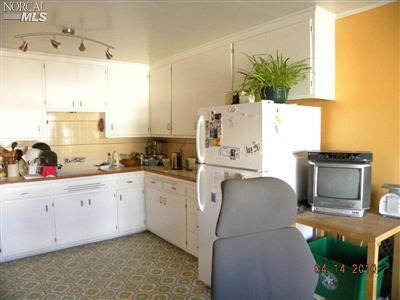 40 Bronte St, San Francisco, CA 94110 photo 2