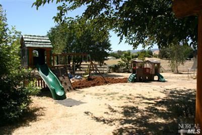 4464 Clancy Ln, Vacaville, CA 95688 photo 17
