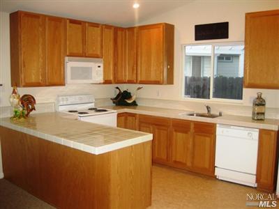 925 Lighthouse Ct, Vallejo, CA 94590 photo 3