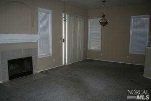 440 Stern Ct, Dixon, CA 95620 photo 3