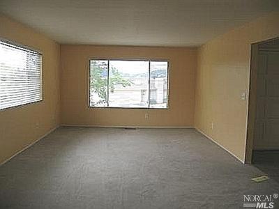 12 Elda Dr, San Rafael, CA 94903 photo 5