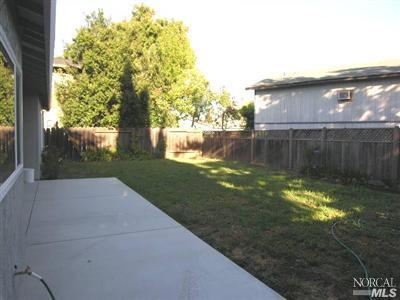 419 Hartwick Ln, Fairfield, CA 94533 photo 9