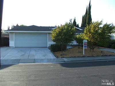 2062 Buckingham Dr, Fairfield, CA 94533 photo 1