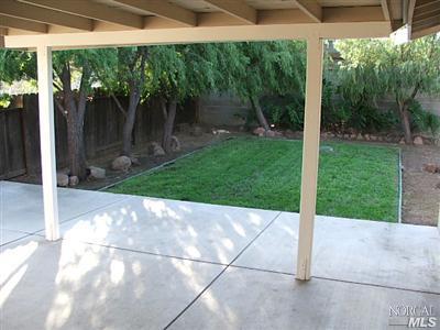 2062 Buckingham Dr, Fairfield, CA 94533 photo 9