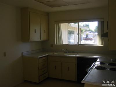 2932 Orchid St, Fairfield, CA 94533 photo 5