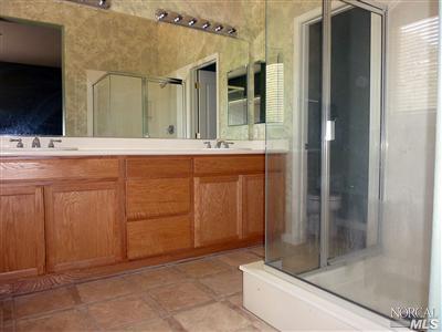 496 Mountain Meadows Dr, Fairfield, CA 94534 photo 8