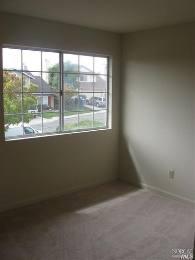 272 Cimarron Dr, Vallejo, CA 94589 photo 9