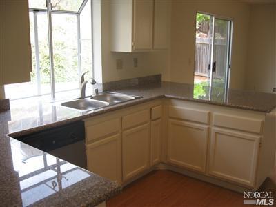 272 Cimarron Dr, Vallejo, CA 94589 photo 5