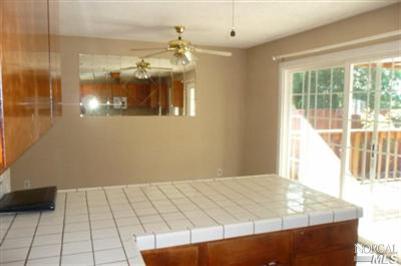 137 Chapman Ct, Vallejo, CA 94589 photo 4