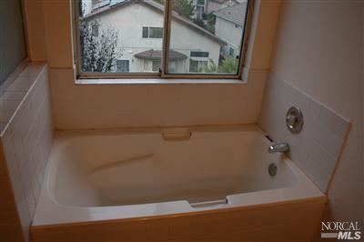 1115 Legend Cir, Vallejo, CA 94591 photo 8