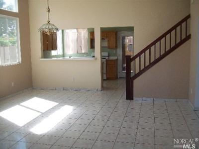 401 La Esperanza Dr, Dixon, CA 95620 photo 2
