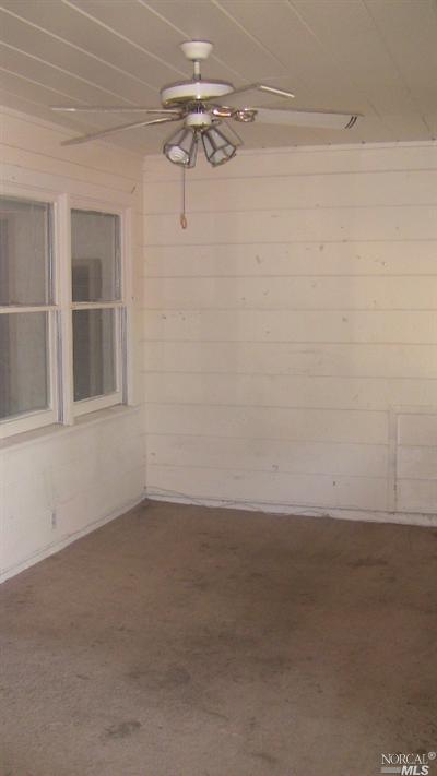 1504 Empire St, Fairfield, CA 94533 photo 3