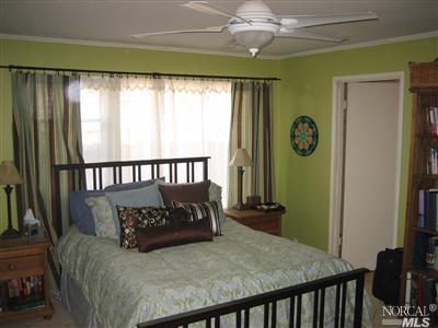 148 Hillside Ave, Napa, CA 94558 photo 2
