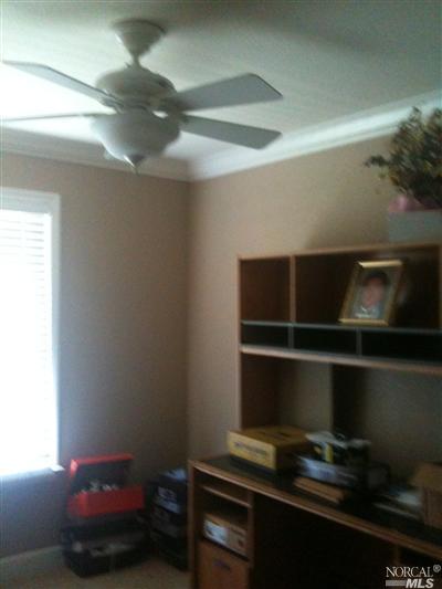 Undisclosed, Fairfield, CA 94533 photo 4