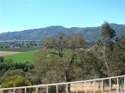 275 View Dr, Ukiah, CA 95482 photo 2