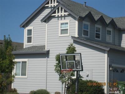 2083 Pascal St, Santa Rosa, CA 95403 photo 2