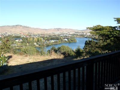 118 Luann Ct, Vallejo, CA 94589 photo 2