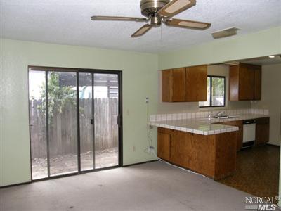 945 Oak St, Sonoma, CA 95476 photo 4