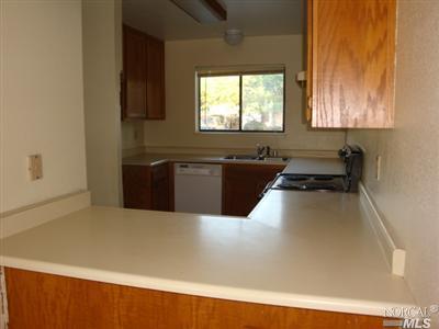 113 Elbridge Ave #F, Cloverdale, CA 95425 photo 4