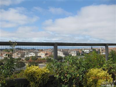 5002 Zinfandel Ln, Vallejo, CA 94591 photo 4